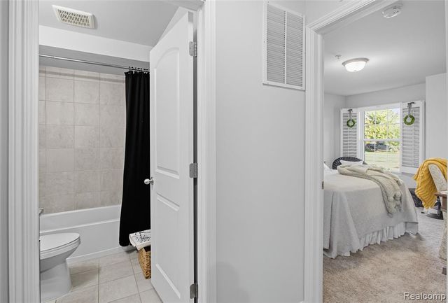 45678 Aragon Lane, Canton, MI 48187