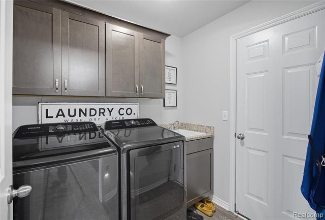 45678 Aragon Lane, Canton, MI 48187