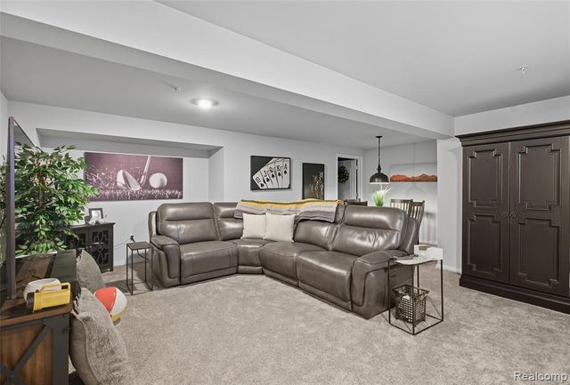 45678 Aragon Lane, Canton, MI 48187