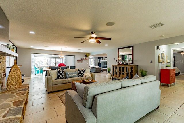 3272 MAJESTIC OAK DRIVE, St Cloud, FL 34771