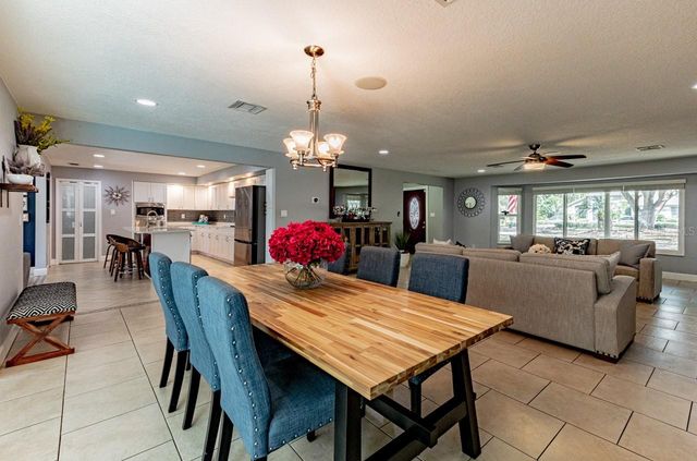 3272 MAJESTIC OAK DRIVE, St Cloud, FL 34771