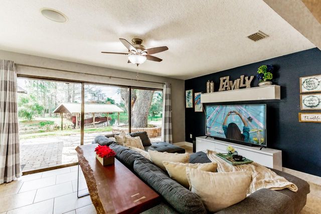 3272 MAJESTIC OAK DRIVE, St Cloud, FL 34771