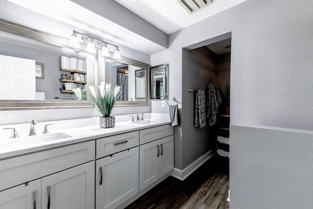 3272 MAJESTIC OAK DRIVE, St Cloud, FL 34771