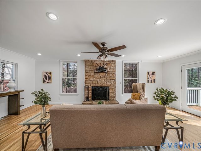 2002 Castle Glen Ct, Chesterfield, VA 23236