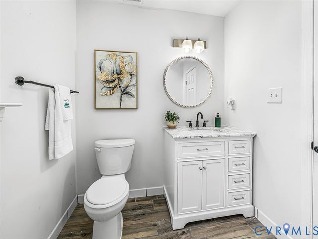 2002 Castle Glen Ct, Chesterfield, VA 23236