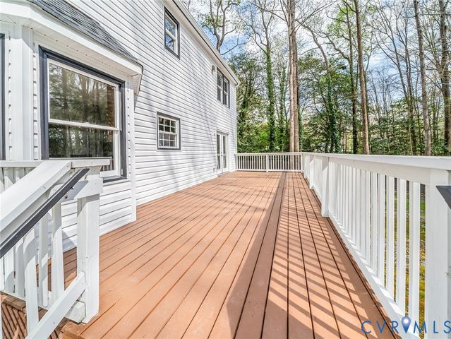 2002 Castle Glen Ct, Chesterfield, VA 23236