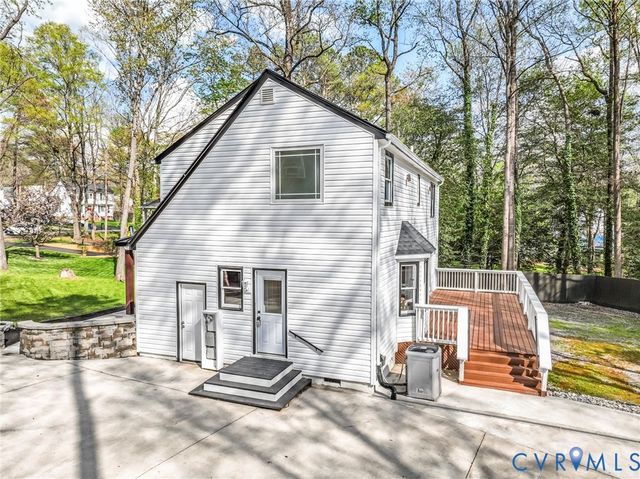 2002 Castle Glen Ct, Chesterfield, VA 23236