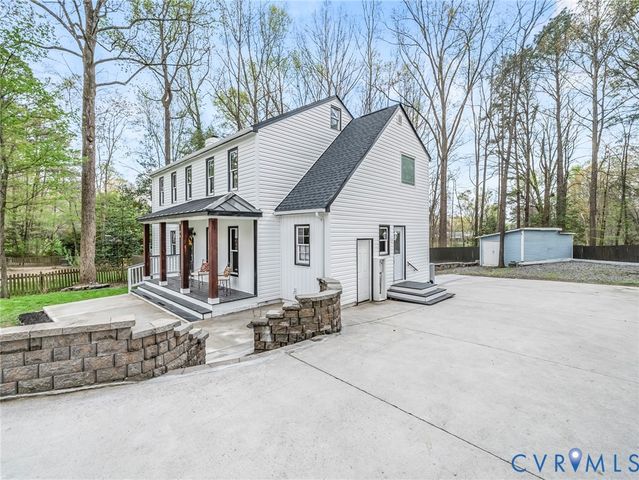 2002 Castle Glen Ct, Chesterfield, VA 23236