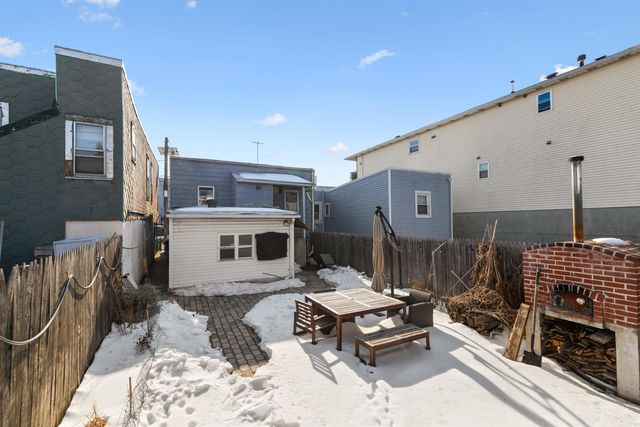 2008 41ST ST, North Bergen, NJ 07047