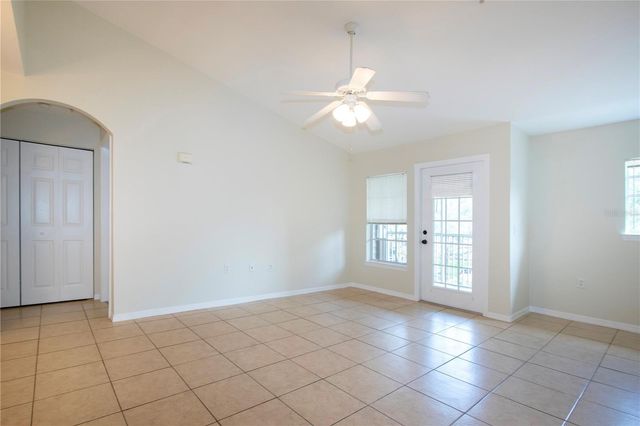 7405 VISTA WAY 203, Bradenton, FL 34202