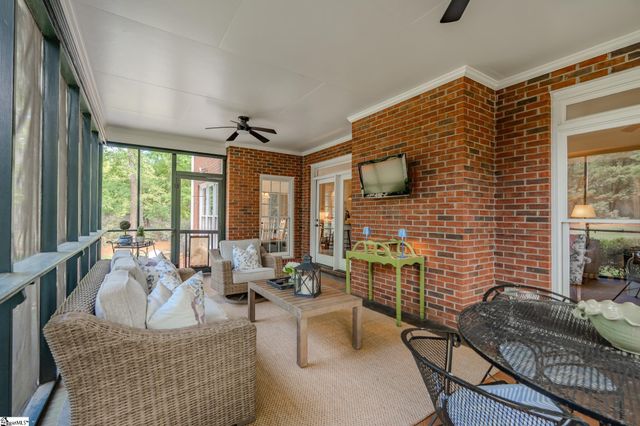 6 Chipping Court, Greenville, SC 29607