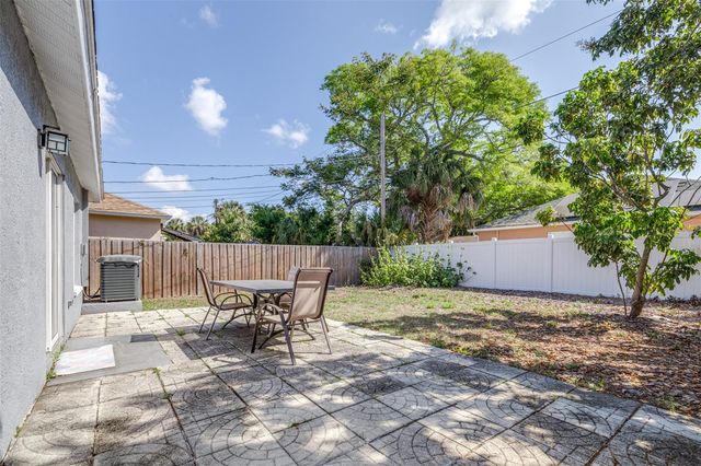 5029 BETTY STREET N, St Petersburg, FL 33709