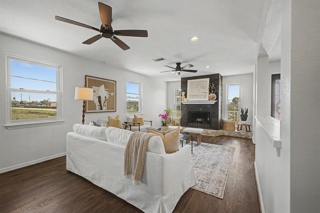 8902 Teichman Road, Galveston, TX 77554