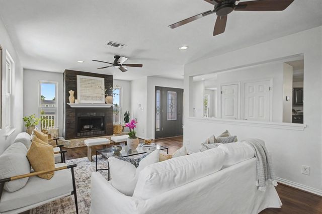 8902 Teichman Road, Galveston, TX 77554
