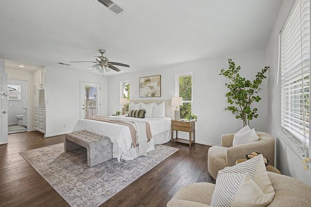 8902 Teichman Road, Galveston, TX 77554