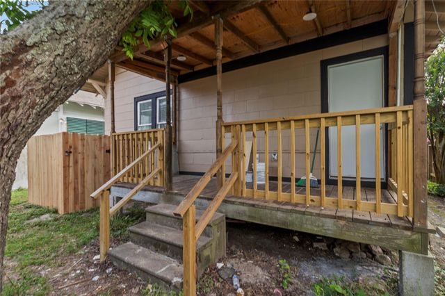 2006 31st Street, Galveston, TX 77550