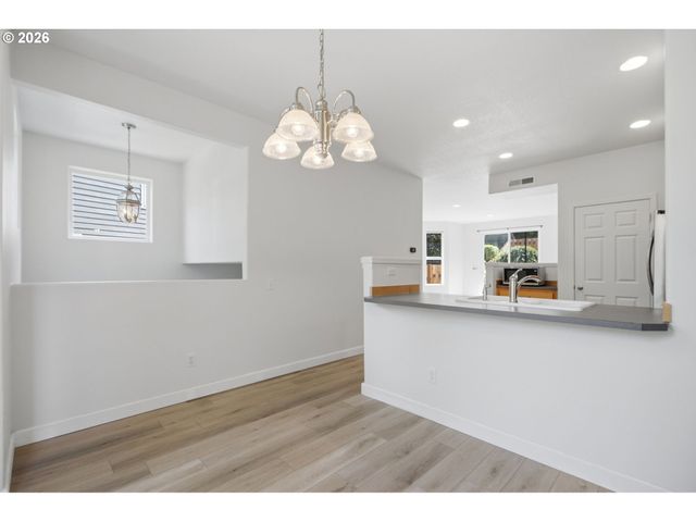 13113 Sw MERLIN Pl, Tigard, OR 97223