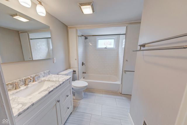 110 N Riley Avenue, Indianapolis, IN 46201