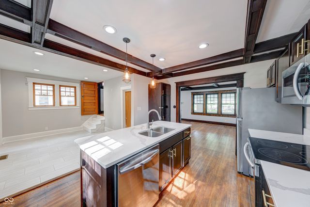 110 N Riley Avenue, Indianapolis, IN 46201