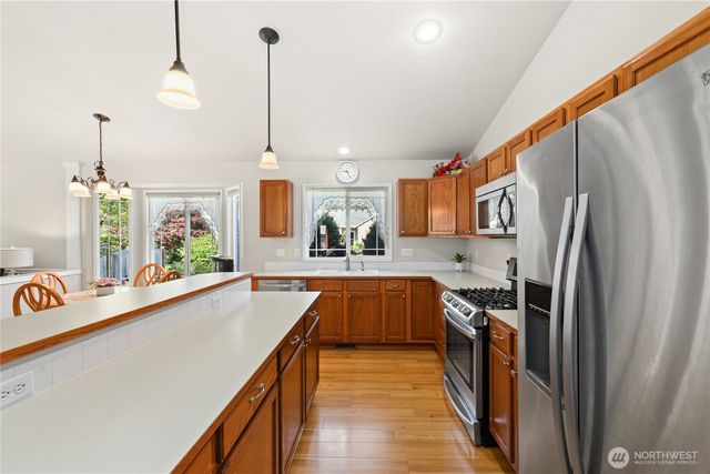 4708 215th Street E, Spanaway, WA 98387