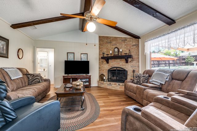 5915 Seneca Dr, Leon Valley, TX 78238