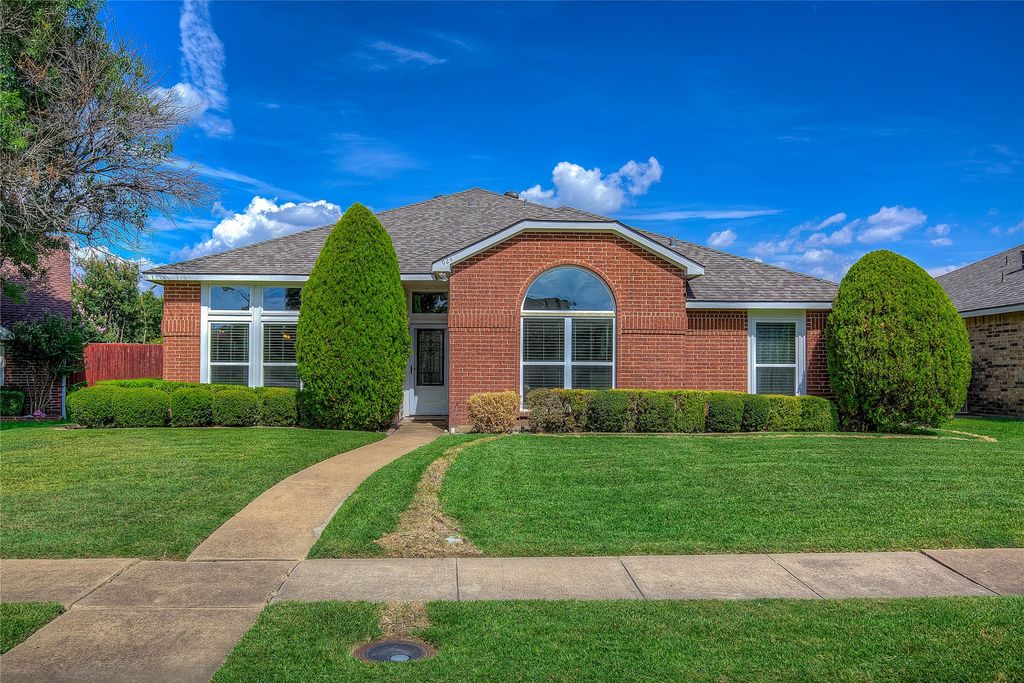 924 Jacksonhole Lane, Mesquite, TX 75149