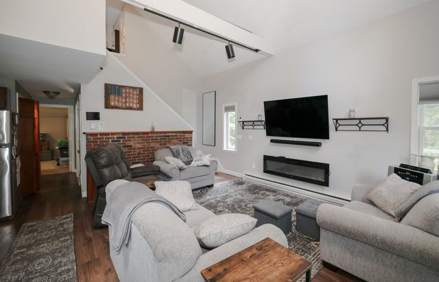 599 Tolend Road, Dover, NH 03820