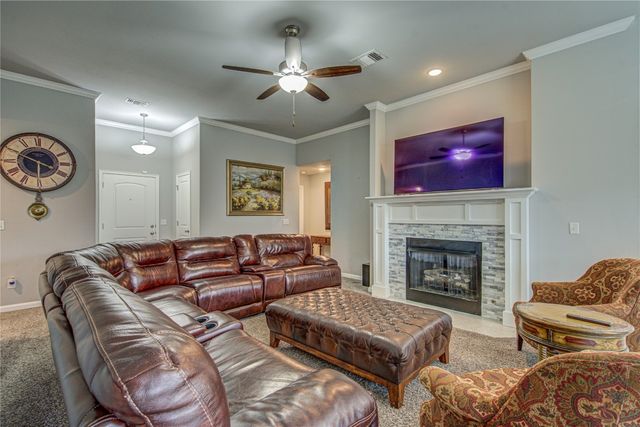 3911 Abingdon Drive, Norman, OK 73026