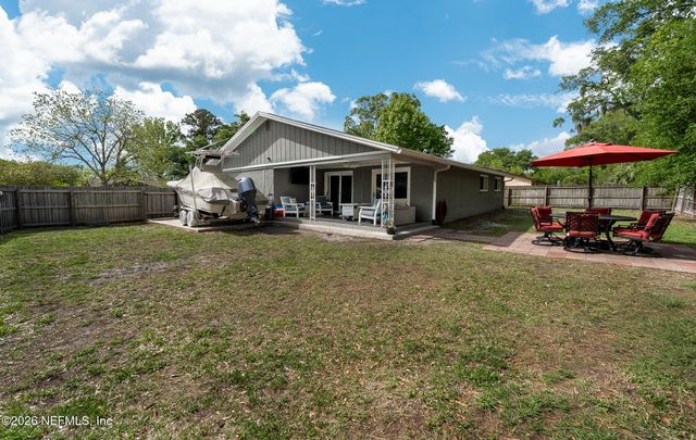 972 DOSTIE Circle, Orange Park, FL 32065