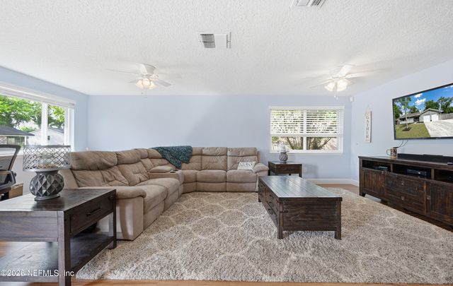 972 DOSTIE Circle, Orange Park, FL 32065