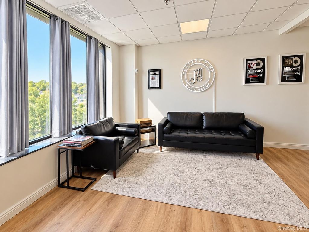 189 Sunrise Highway 304, Rockville Centre, NY 11570 — photo 4