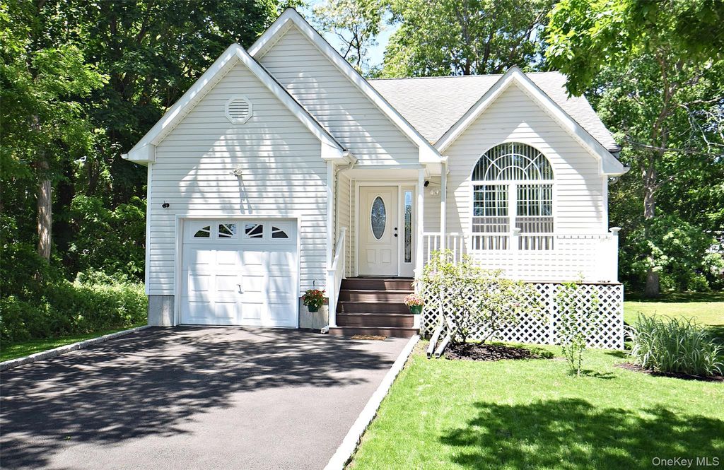 51 Spar Drive, Mastic Beach, NY 11951