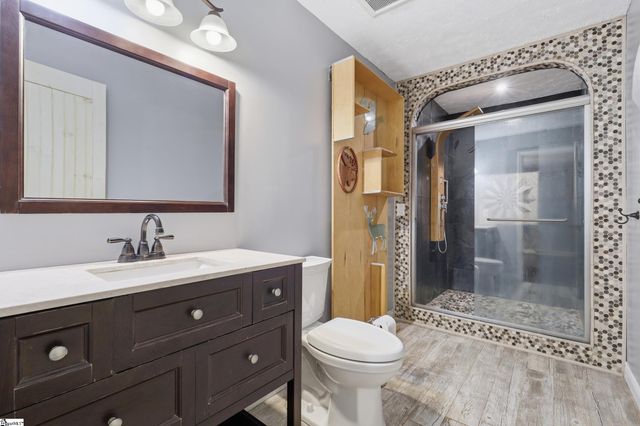 99 Tar Boulevard, Greenville, SC 29605