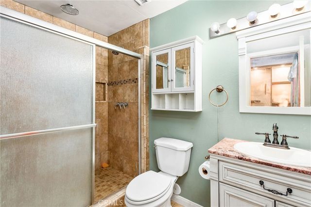 450 W Cromwell, Rialto, CA 92376