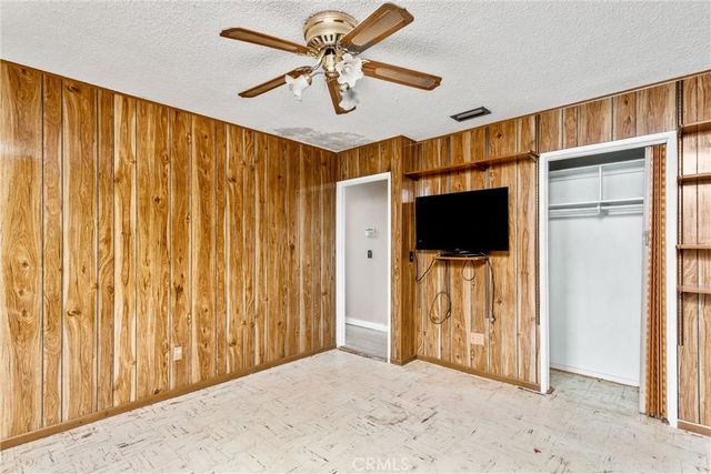 450 W Cromwell, Rialto, CA 92376