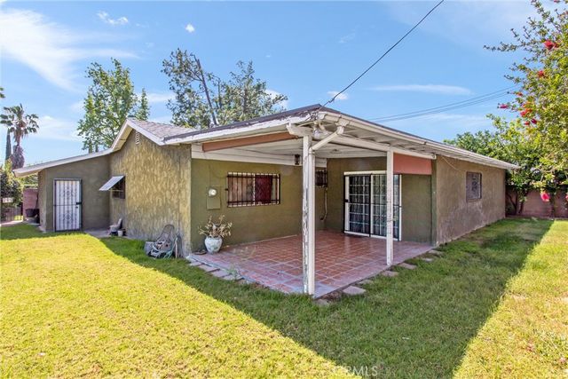 450 W Cromwell, Rialto, CA 92376