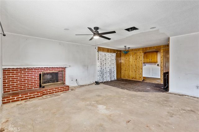 450 W Cromwell, Rialto, CA 92376