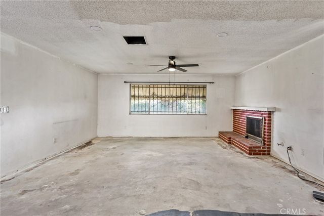 450 W Cromwell, Rialto, CA 92376