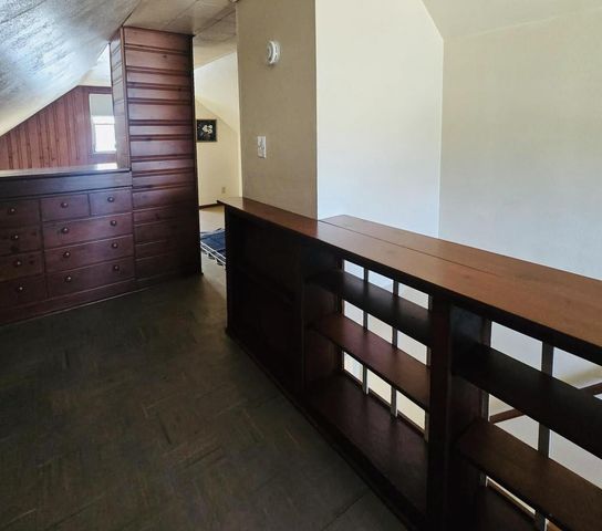 3800 Brooklawn CIRCLE, South Milwaukee, WI 53172