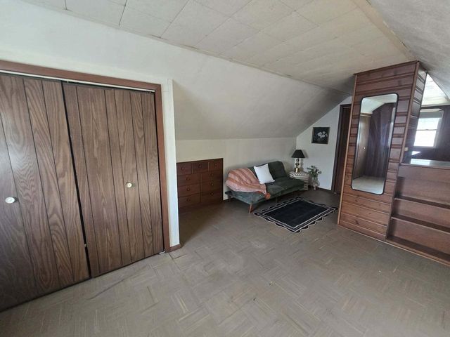 3800 Brooklawn CIRCLE, South Milwaukee, WI 53172