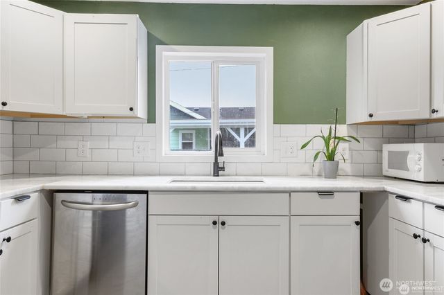 325 E Perry Street, Aberdeen, WA 98520