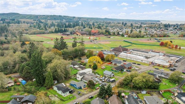 325 E Perry Street, Aberdeen, WA 98520