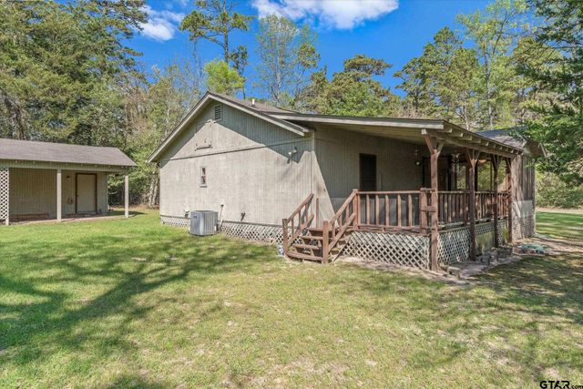 1692 Valleywood Trail, Holly Lake Ranch, TX 75765