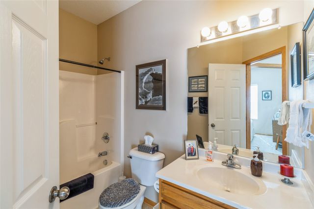 2315 Westwind Drive, Ames, IA 50010