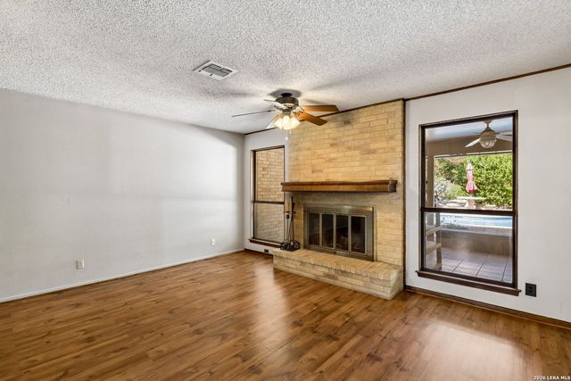 206 Rio Seco St, San Antonio, TX 78232