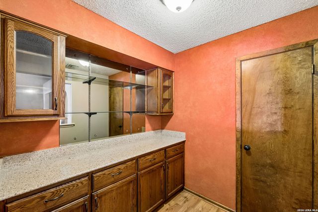 206 Rio Seco St, San Antonio, TX 78232