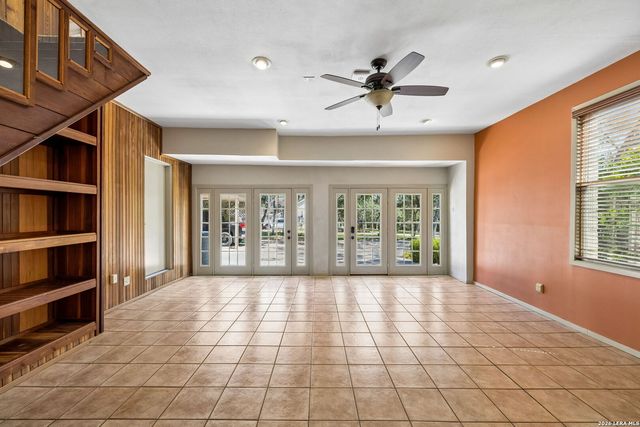 206 Rio Seco St, San Antonio, TX 78232