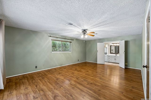 206 Rio Seco St, San Antonio, TX 78232
