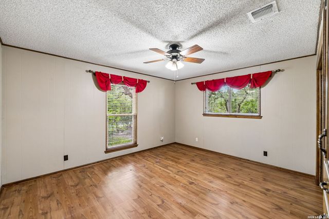 206 Rio Seco St, San Antonio, TX 78232