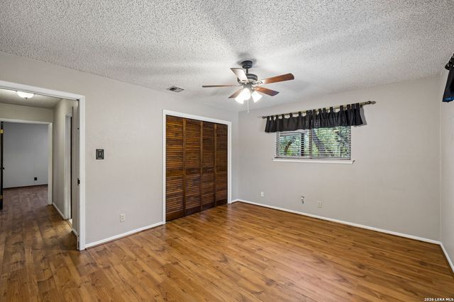 206 Rio Seco St, San Antonio, TX 78232